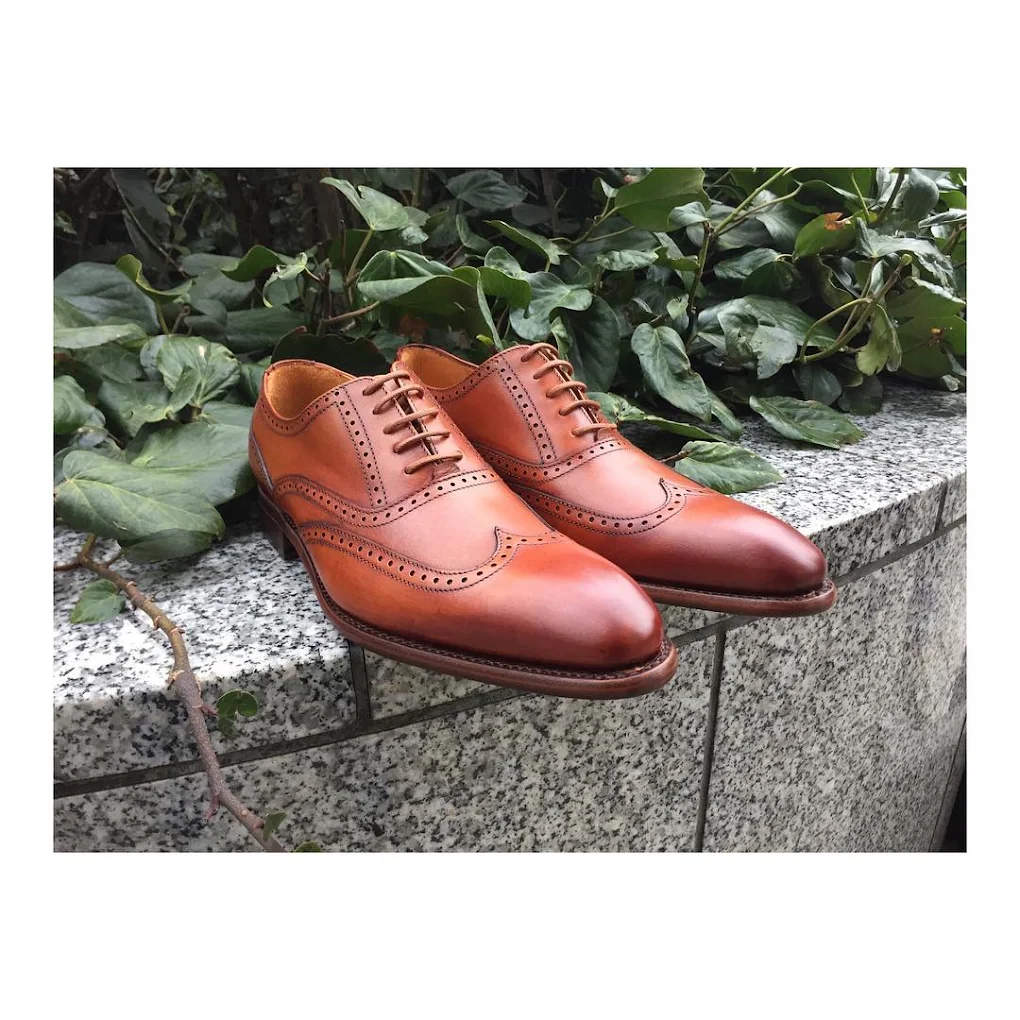Maison Adam tan wingtip Oxfords